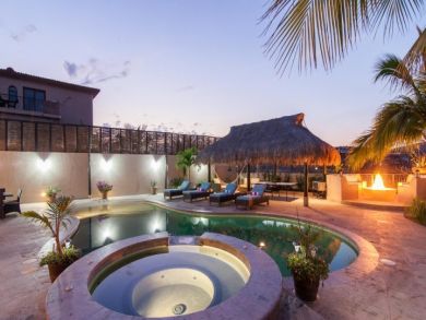 Views are Spectacular a Great Vacation Villa