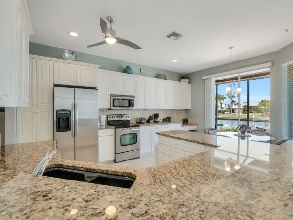 Marco 5 Bedroom Vacation Rental with Private Pool Sleeps 10