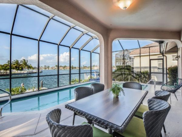 Marco 5 Bedroom Vacation Rental with Private Pool Sleeps 10
