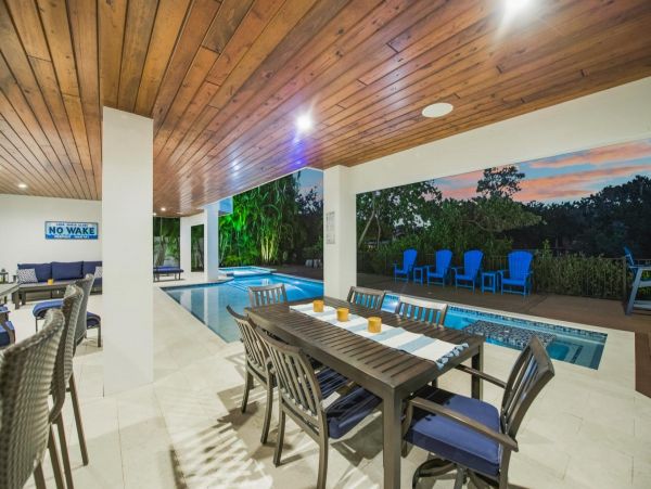 Anna Maria Four Bedroom Home Sleeps 8 Guests Private Pool