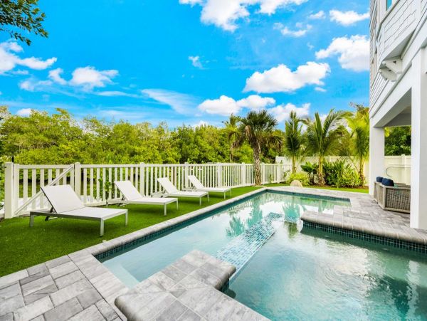 Large Siesta Key Family Vacation Townhome Dock Access