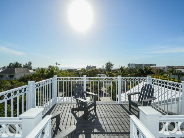 Large Siesta Key Family Vacation Townhome Dock Access