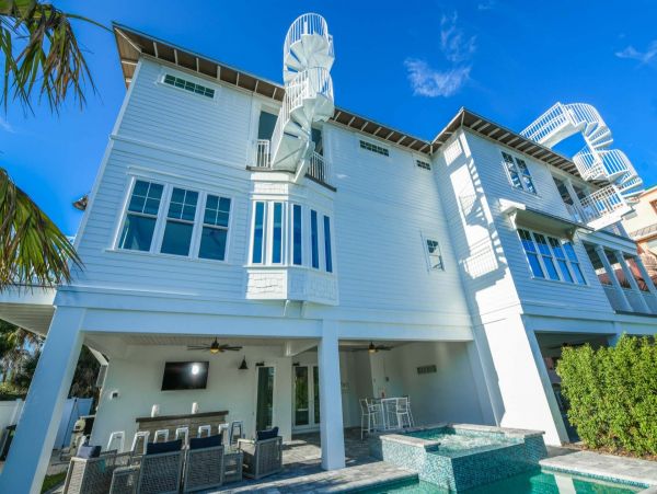 Large Siesta Key Family Vacation Townhome Dock Access