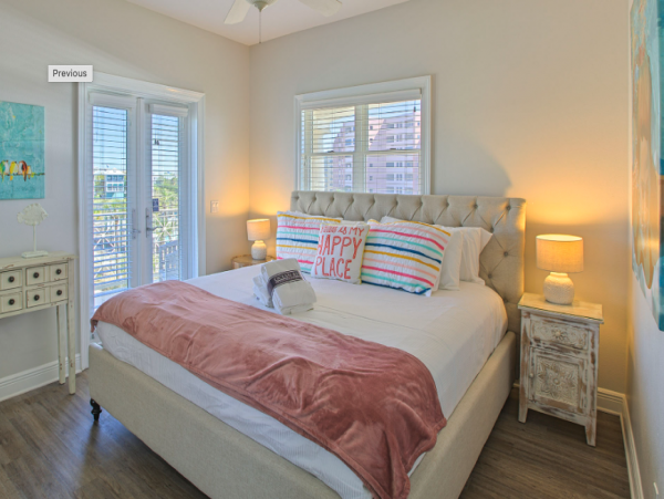 Five Bedroom Destin Vacation Rental Sleeps 14 Communal Pool