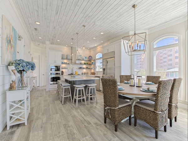 Five Bedroom Destin Vacation Rental Sleeps 14 Communal Pool