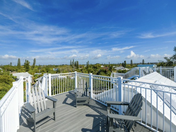 Siesta Key Luxury Vacation Rental Beach House with Pool & Rooftop Deck
