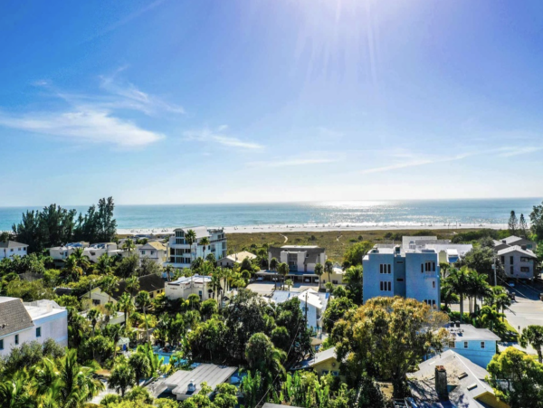 Siesta Key Luxury Vacation Rental Beach House with Pool & Rooftop Deck