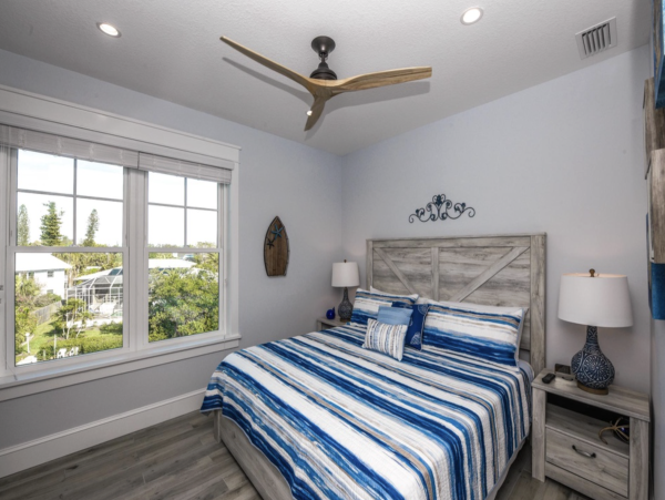 Siesta Key Luxury Vacation Rental Beach House with Pool & Rooftop Deck