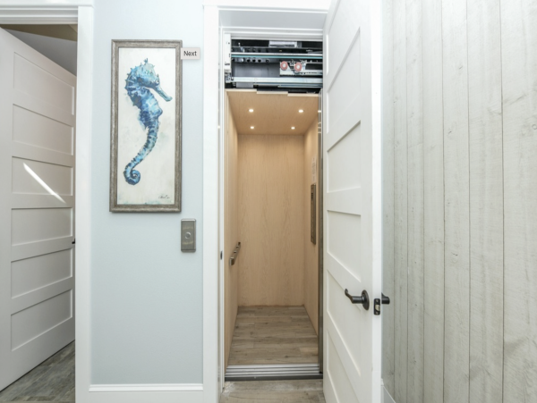 Siesta Key Luxury Vacation Rental Beach House with Pool & Rooftop Deck