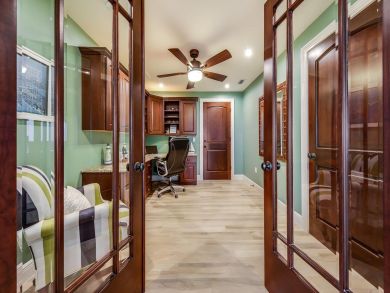 Penthouse 4 Bed Property - Full Gulf Views! Pool
