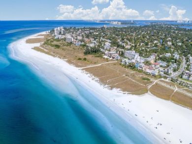 Penthouse 4 Bedroom Condo Full Gulf Views Sleeps 8