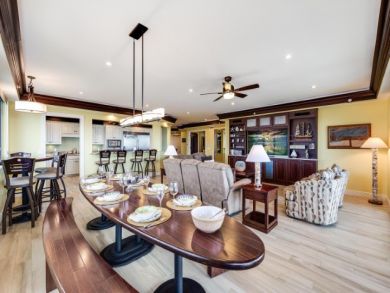Penthouse 4 Bedroom Condo Full Gulf Views Sleeps 8