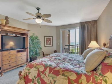 Bedroom - King bed Bedroom - King bed