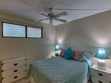 Bedroom - Queen bed