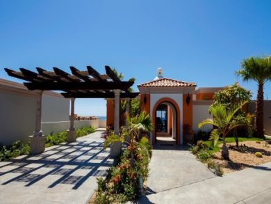 Cabo Corridor Awaits Your Arrival Golf, Pool, Beaches.