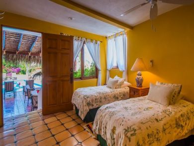 Pool, Views ,Vacation Villas, Call Agent Today