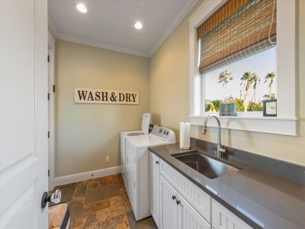 Four Bedroom Vacation Rental Sleeps 8 Private Pool