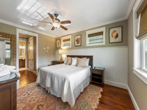 Four Bedroom Vacation Rental Sleeps 8 Private Pool