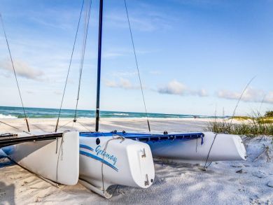 Short Walk to Beach - Three Bedroom Vacation Rental Sleeps 8