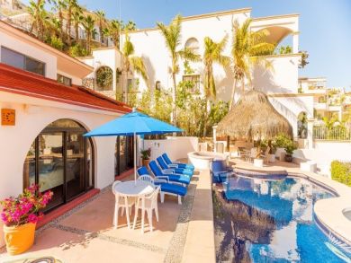 Two Bedroom Delightful Rental Call USA Based Agent today.