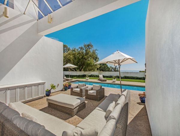 Montecito Luxury Vacation Villa with Pool