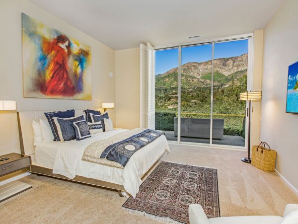 Montecito Luxury Vacation Villa with Pool