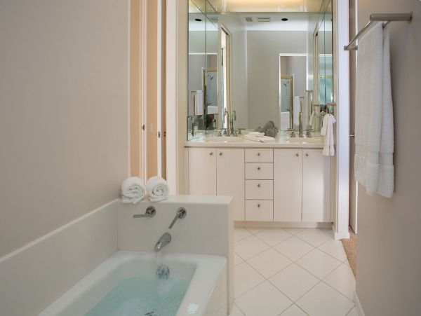 Montecito Luxury Vacation Villa with Pool