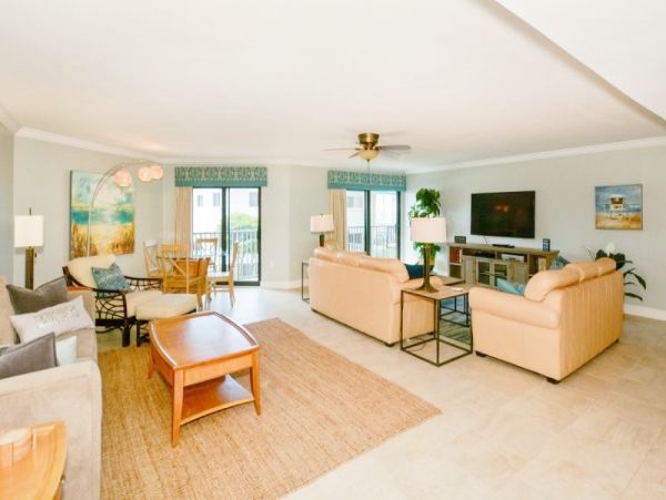 Communal Pool at this Three Bedroom Beach Condo Siesta Key