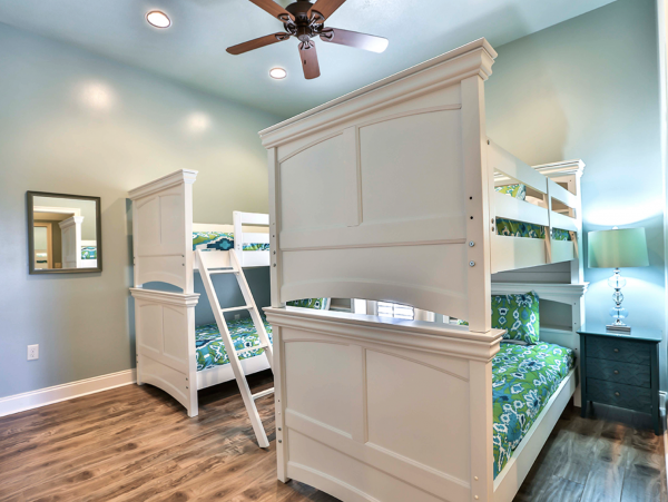 Six Bedroom Vacation Home Sleeps 16 with Private Pool
