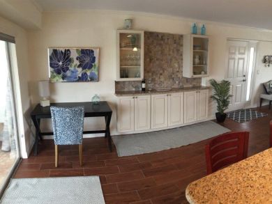 Great Value Two Bedroom Beach Condo Sleeps 4 Guests