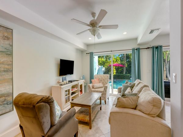 Anna Maria North End Vacation Duplex with Four Bedrooms