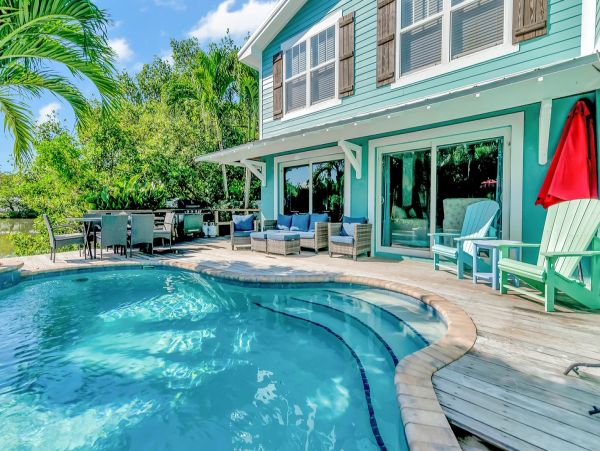 Anna Maria North End Vacation Duplex with Four Bedrooms