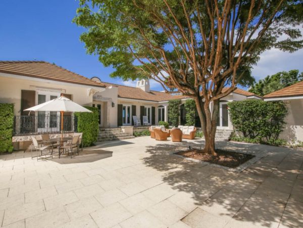 Boca Grande Four Bedroom Beach Vacation Home Sleeps 8