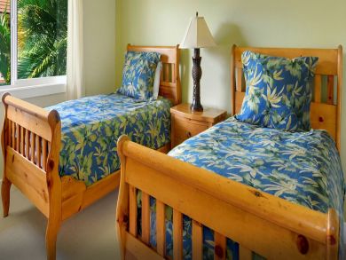 Bedroom - Twin beds