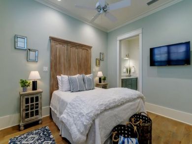 Queen Bed