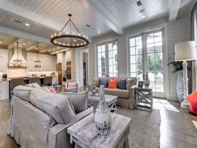 Kitchen & Living Area