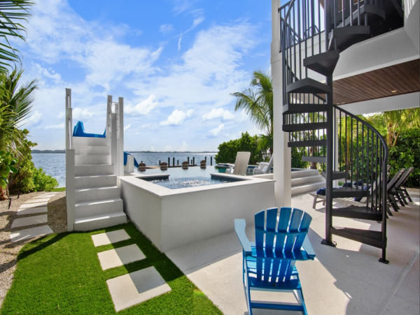 Luxury Bradenton Beach Six Bedroom Bayfront Vacation Home
