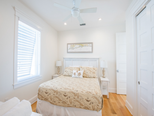 Luxury Bradenton Beach Six Bedroom Bayfront Vacation Home