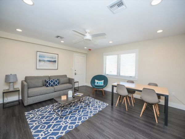 Siesta Key Vacation Rental Home Short Walk to the Beach