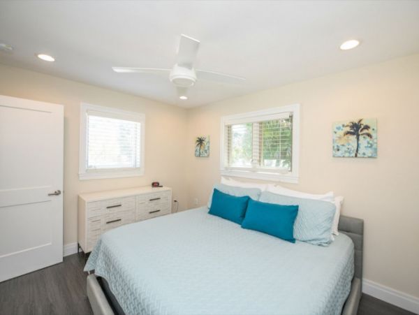 Siesta Key Vacation Rental Home Short Walk to the Beach