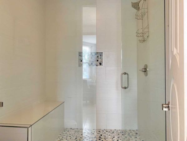 Luxury Destin Estate 100 yards to Beach Main Carriage House