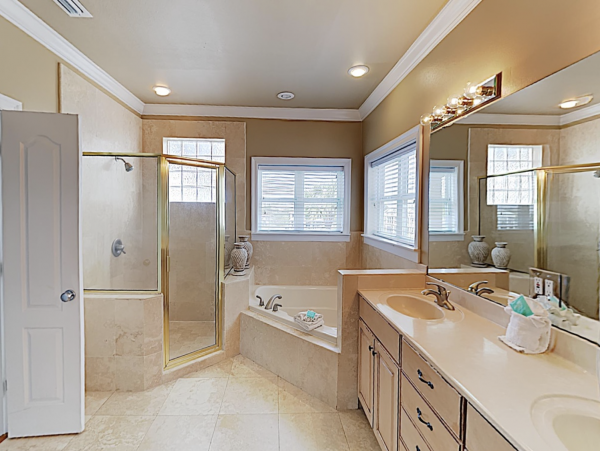 Luxury Destin Vacation Home 100 Yards To Beach