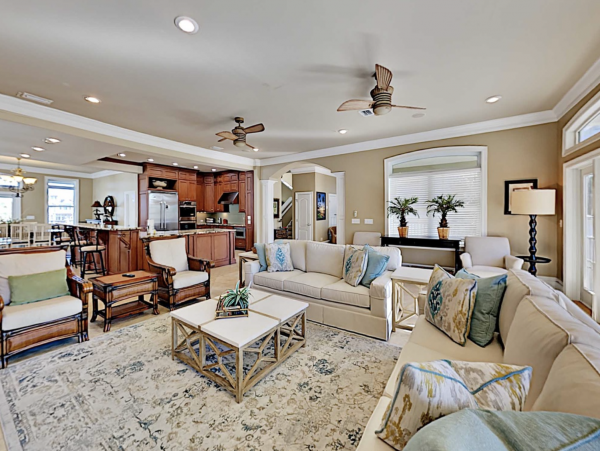Luxury Destin Vacation Home 100 Yards To Beach