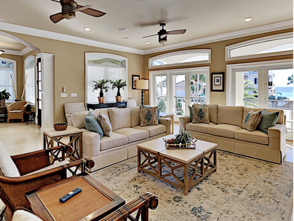Luxury Destin Vacation Home 100 Yards To Beach