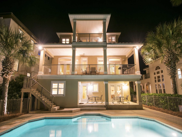 Luxury Destin Vacation Home 100 Yards To Beach