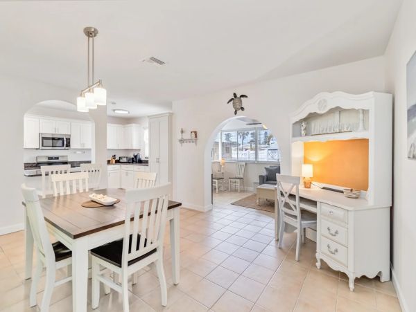 Holmes Beach Vacation Rental with Private Pool & Spa – 2 Bedroom Beach House