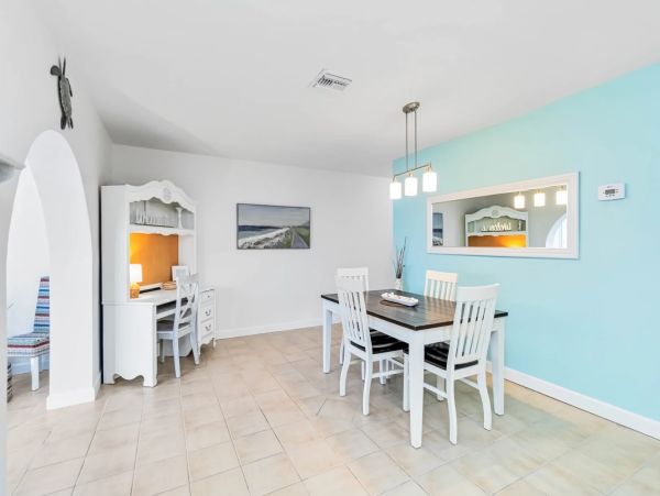 Holmes Beach Vacation Rental with Private Pool & Spa – 2 Bedroom Beach House