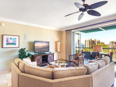 Beachside Condo Three Bedrooms Sleeps Eight Guests