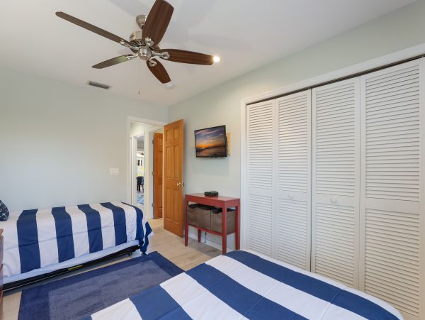 Anna Maria Vacation Home Four Bedrooms Sleeps 8 Private Pool