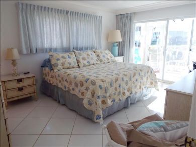 Master Bedroom - King Bed